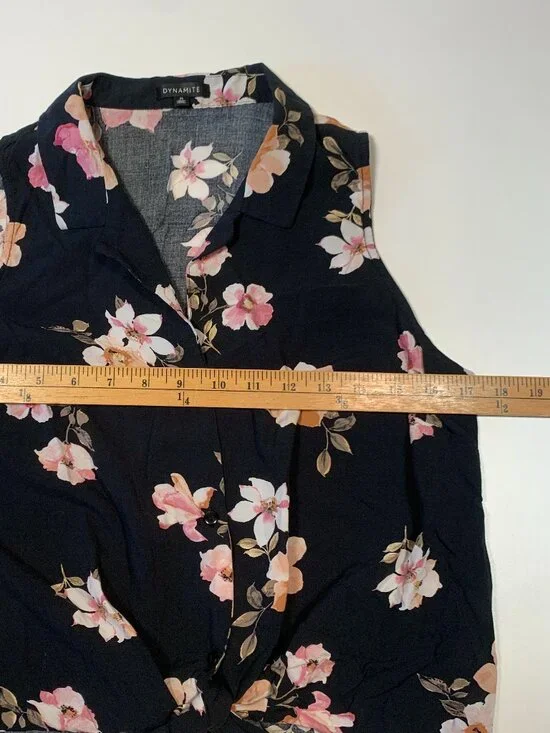 Dynamite Floral Sleeveless Blouse Tie Front Black Pink Boho Button Tank Size M - Picture 4 of 8